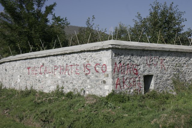 Visoko Decani - vandalizam