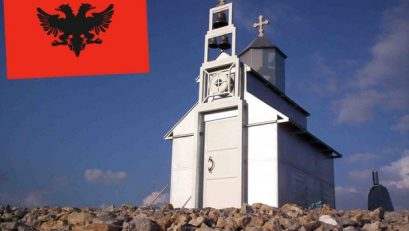Crkva-na-Rumiji-albanska-zastava-620x350