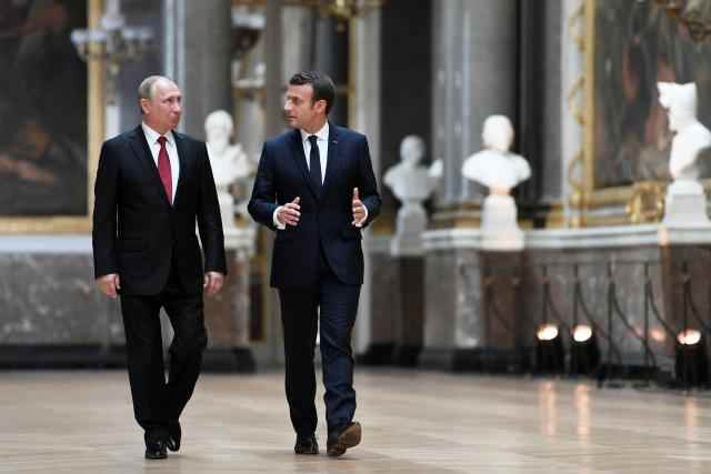putin i makron 1