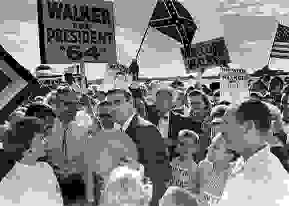walker01