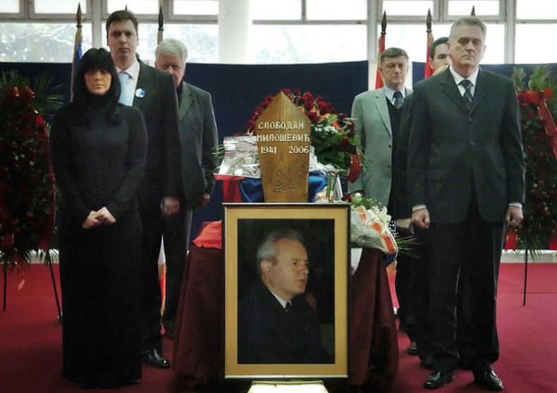 [Слика: milosevic-sahrana-790x557.jpg]