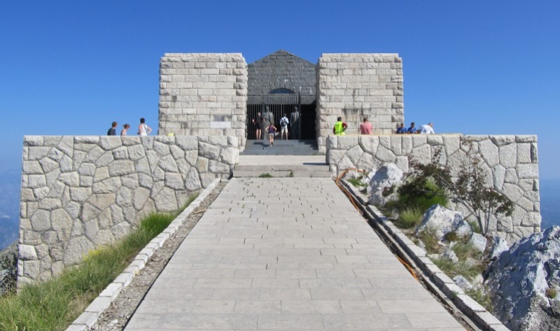 Mauzolej