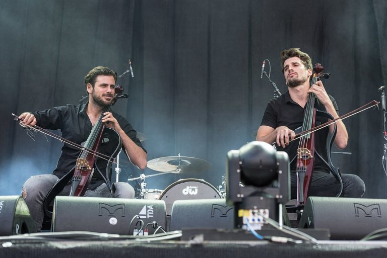2Cellos