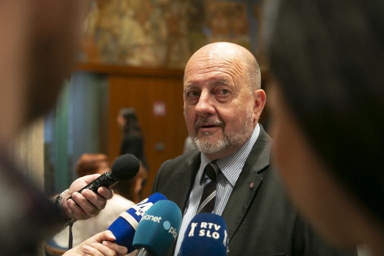 Jeliničič Apel