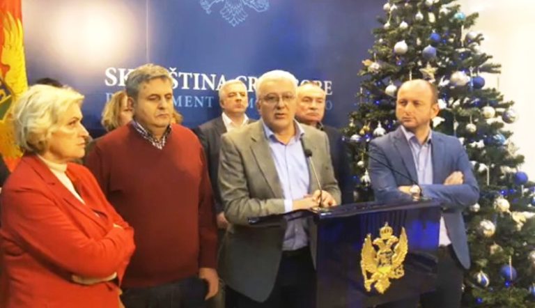 Sa presa DF-a, Mandić i Knežević