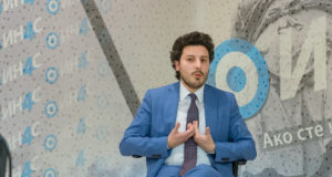 Dritan Abazović