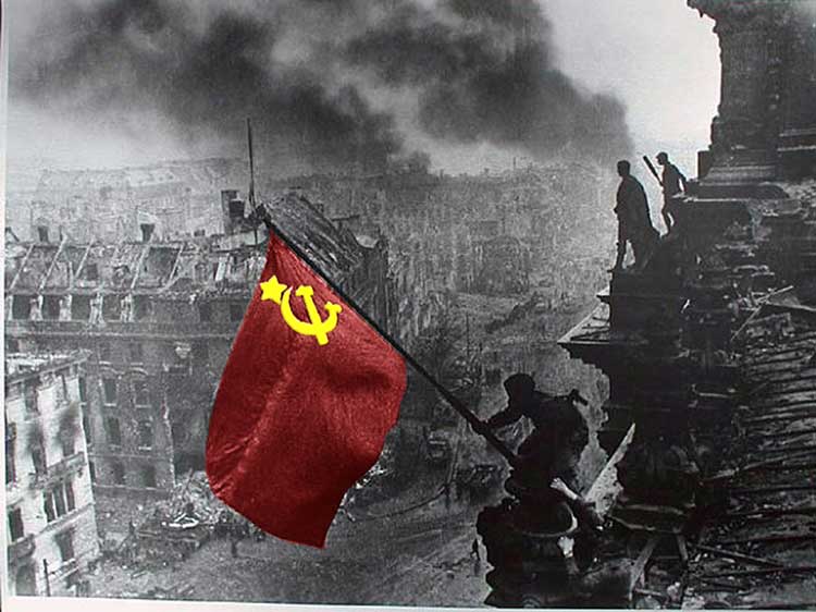 sovjetska-zastava-na-rajhstagu.jpg