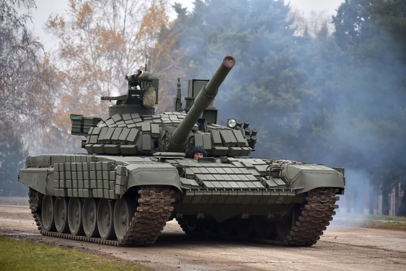 Красная 72 б. Танк т72. Т-72 moderna. Т-72б1мс. Российский танк т-72.